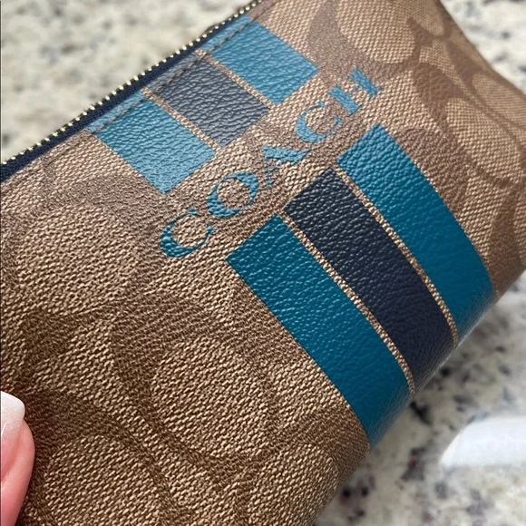 Coach Signature Stripe Cosmetic Case EUC - Picture 5 of 9